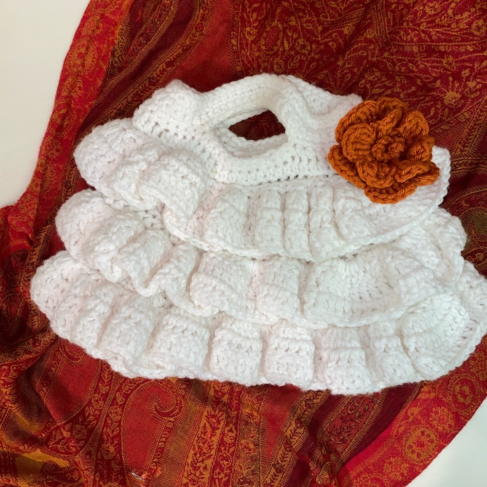 Handmade white ruffle purse!!!  Showstopper!!